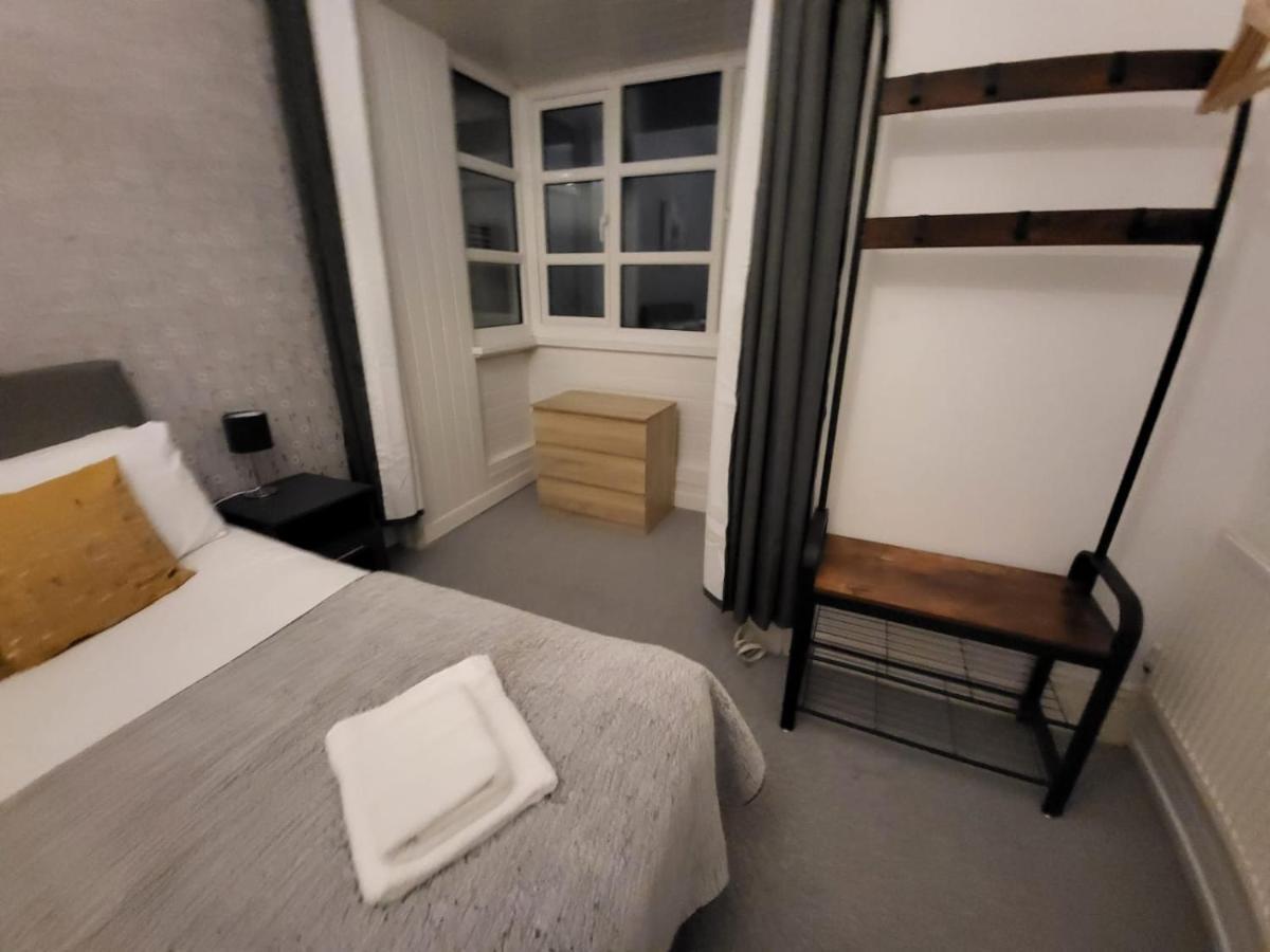 City Centre Room, Wifi, Share Facility Swansea Exterior photo